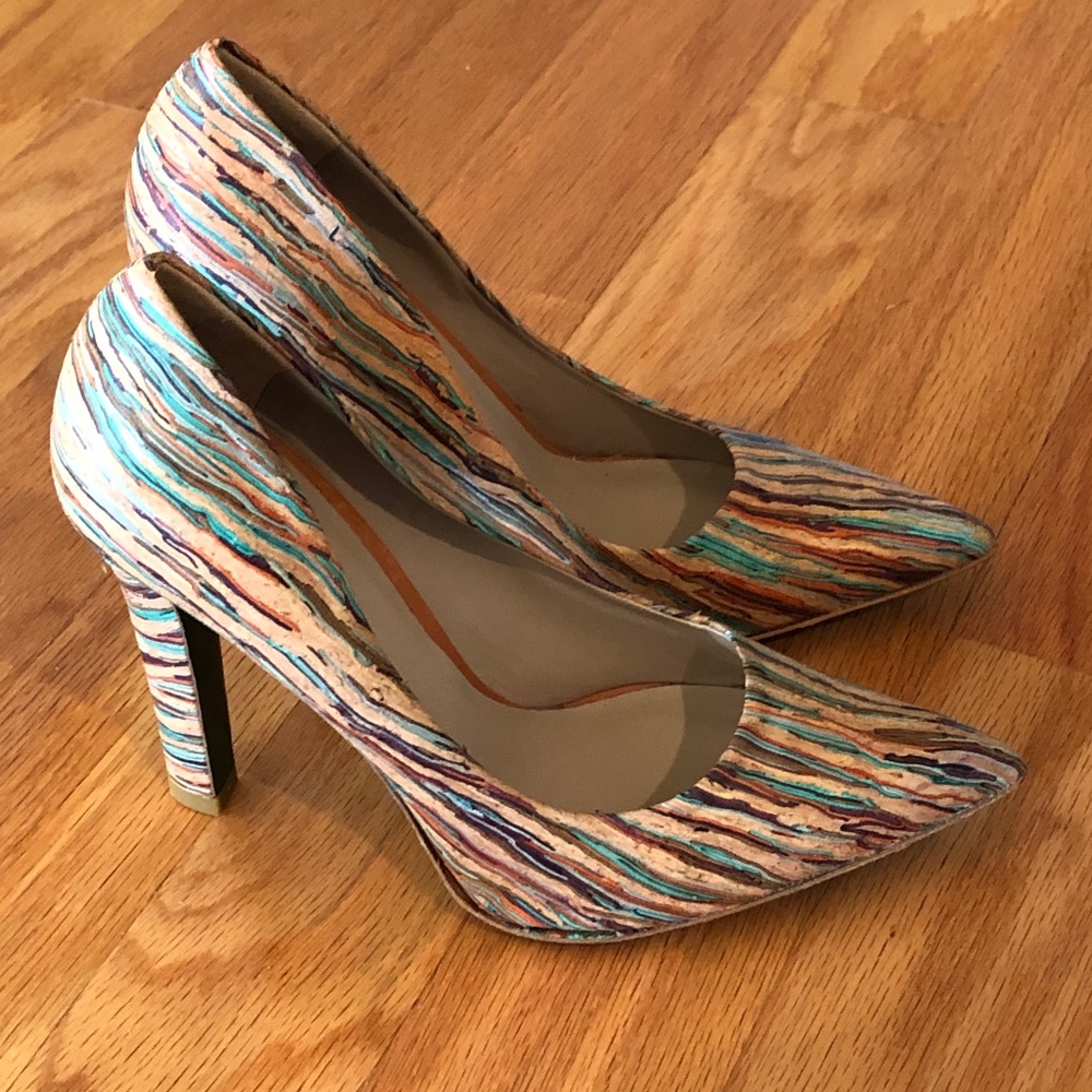 Donald J Pliner and Lisa Signature  New special edition New without box